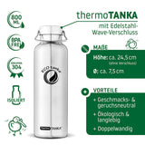 ECOtanka-thermoTANKA-800ml-isolierende-doppelwandige-Edelstahl-Thermo-Trinkflasche-silber-mit-Wave-Edelstahl-Flachverschluss-mit-Tragegriff Alternativen Text bearbeiten